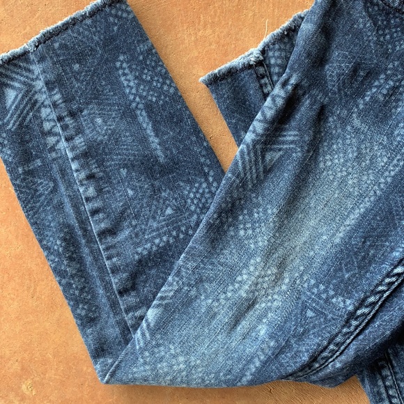 Jeans - Picture 3 of 3